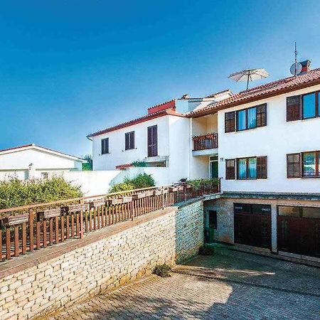 Apartment Silvia By Interhome Пула Экстерьер фото
